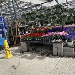 Lowe's Home Improvement - The Garden Center