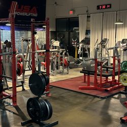 Overload Gym - Front