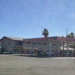Ripon Gas & Shop - Overview of the Gas Station