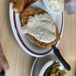 Huddle House - Country fried steak