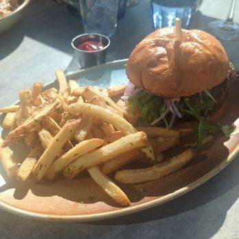 Driftwood Kitchen - Beach burger - Seafood Near Me - Laguna Beach, California Driftwood Kitchen - Beach burger - Seafood Near Me - Laguna Beach, California