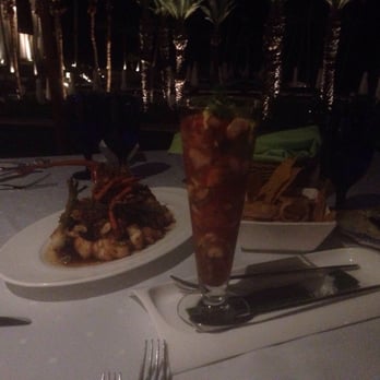 El Meson - Lobster, Vuelve a la Vida, and the artisan bread basket. - Mexican Near Me - San José del Cabo, BCS El Meson - Lobster, Vuelve a la Vida, and the artisan bread basket. - Mexican Near Me - San José del Cabo, BCS