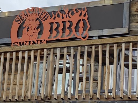Seasoned Swine BBQ by null