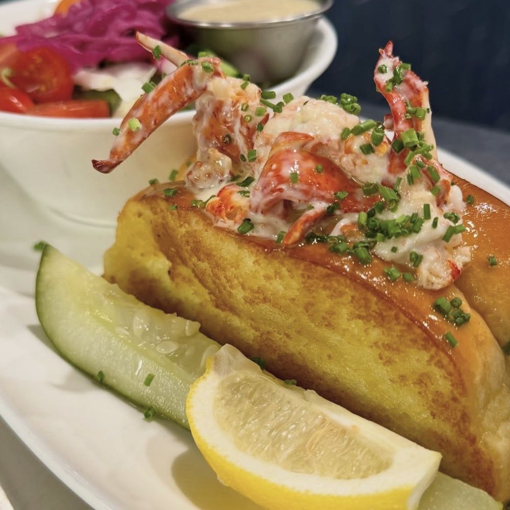 Slapfish - Lobster roll with salad - Seafood Near Me - Carmel, Indiana Slapfish - Lobster roll with salad - Seafood Near Me - Carmel, Indiana