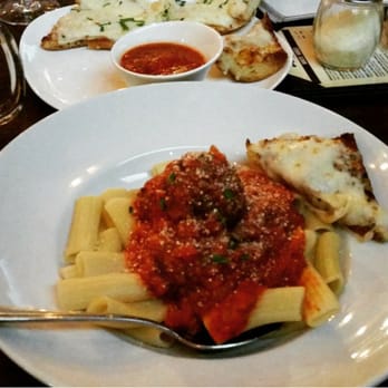That Meetball Place - Meatballs, rigatoni and marinara sauce. Garlic cheesy bread appetizer on side - Bars Near Me - Patchogue, New York That Meetball Place - Meatballs, rigatoni and marinara sauce. Garlic cheesy bread appetizer on side - Bars Near Me - Patchogue, New York