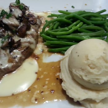 Ruby Tuesday Hawaii - Windward Mall - Peppercorn new york strip. Looks nowhere near the menu picture. - Bars Near Me - Kaneohe, Hawaii
