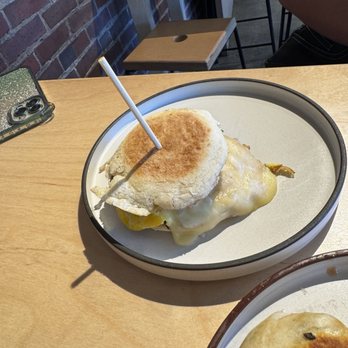 Emmett’s Cafe - One-Handed - Cafes Near Me - Columbus, Ohio