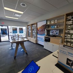 Exterior photo of AT&T Store - Yonkers, New York Exterior photo of AT&T Store - Yonkers, New York