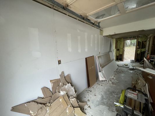 Funes Remodeling & Fencing 