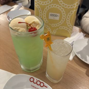 Torikizoku - Jumbo cream soda and yuzu sour cocktail - Japanese Near Me - Torrance, California Torikizoku - Jumbo cream soda and yuzu sour cocktail - Japanese Near Me - Torrance, California