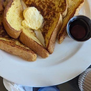 The Daily Grind Cafe - French Toast Breakfast - Coffee & Tea Near Me - San Diego, California The Daily Grind Cafe - French Toast Breakfast - Coffee & Tea Near Me - San Diego, California