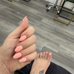 Hand and foot manicure Hand and foot manicure