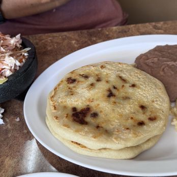 Pupuseria La Estrella - Carne asada pupusa combo - Latin American Near Me - Colton, California Pupuseria La Estrella - Carne asada pupusa combo - Latin American Near Me - Colton, California