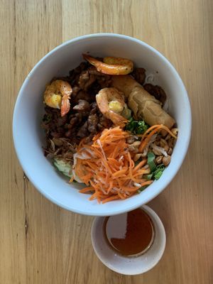 Pho 515 by null
