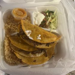 yelapa mexican grill - Birria Plato