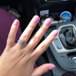"Almond shape nail" bullshit