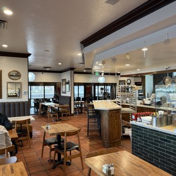 Ettore's Bakery