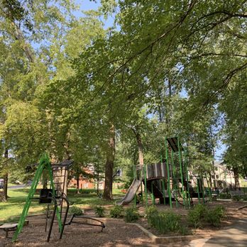Azalea Park - Parks Near Me - Falls Church, Virginia Azalea Park - Parks Near Me - Falls Church, Virginia