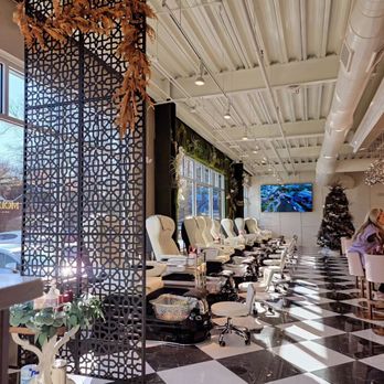 Modish Nail Spa - Nail Salons Near Me - Charlotte, North Carolina