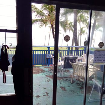 Kauai Beach House - The girl dorm terrace - Resorts Near Me - Kapaa, Hawaii