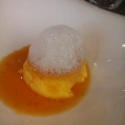 La Cantinetta - Crème brûlée con caramello decorato da un'aria di sale