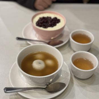 Leisure Cafe - Cantonese Near Me - San Leandro, California