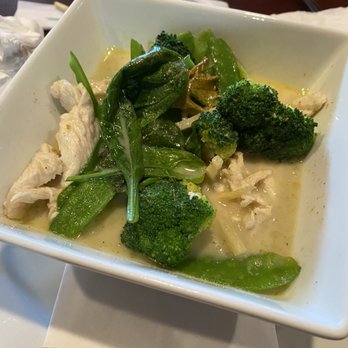 Yuzu Asian Cuisine - Green chicken curry. Tasted good (even spicy) but was on the watery side. - Sushi Bars Near Me - Lancaster, Pennsylvania Yuzu Asian Cuisine - Green chicken curry. Tasted good (even spicy) but was on the watery side. - Sushi Bars Near Me - Lancaster, Pennsylvania