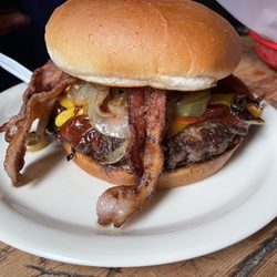 Illinois Bar & Grill On 47th - Bacon Burger