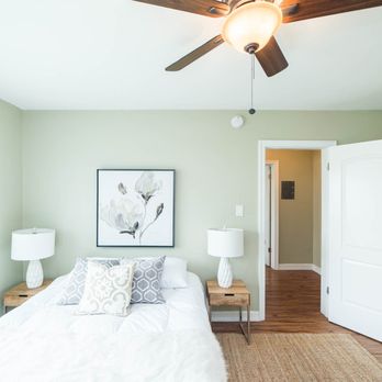 Michael Hsu Photography - Master bedroom photo of a staged apartment rental - Photographers Near Me - Santa Ana, California Michael Hsu Photography - Master bedroom photo of a staged apartment rental - Photographers Near Me - Santa Ana, California