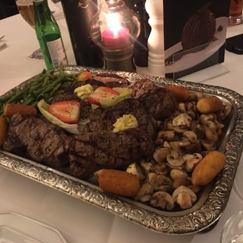 Haus Zelic - Steak platter for "two" - came with 8 steaks!!! - Serbo Croatian Near Me - Oelde, NW