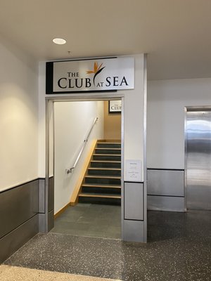 The Club SEA - Concourse A by null