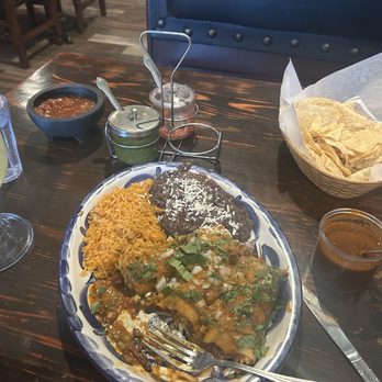 Mi Lindo Cancun Grill - Good enchiladas, but don't let them rob you - Mexican Near Me - Annapolis, Maryland