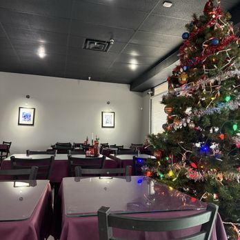 Viet Rice - The inside. Clean and comfortable. - Vietnamese Near Me - Rio Rancho, New Mexico