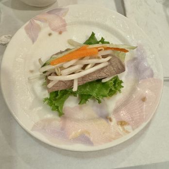 Anh Hong Saigon - Wrapping my spring roll :) - Vietnamese Near Me - Milpitas, California
