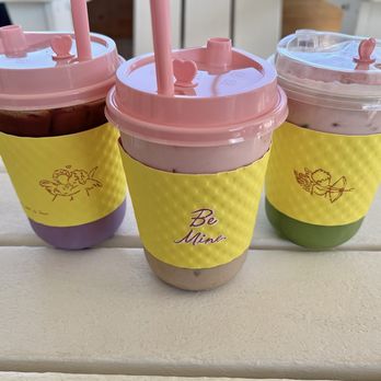 La La Land - Cute sleeves - Coffee & Tea Near Me - Houston, Texas La La Land - Cute sleeves - Coffee & Tea Near Me - Houston, Texas