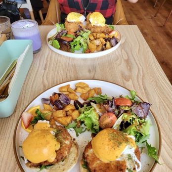 Taste & Glory - Crab cake & Crispy chicken lemon Benedict. - Breakfast & Brunch Near Me - San Mateo, California Taste & Glory - Crab cake & Crispy chicken lemon Benedict. - Breakfast & Brunch Near Me - San Mateo, California