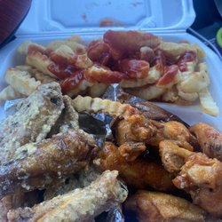 Ruchda Wings - 15 Piece Wings with Side Hot Honey  Ranch