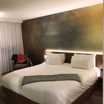 Truss Hotel Times Square - Room - Hotels Near Me - New York, New York Truss Hotel Times Square - Room - Hotels Near Me - New York, New York
