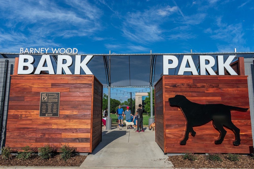 Barney Wood Bark Park Logo