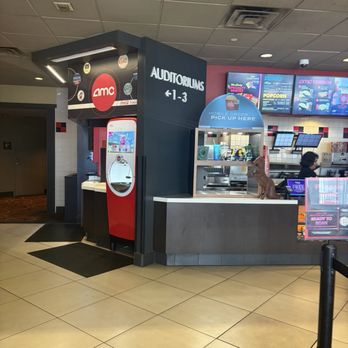 AMC Marina Pacifica 12 - Cinema Near Me - Long Beach, California