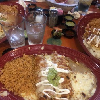 Salsa & Beer - Enchiladas - Mexican Near Me - Van Nuys, California Salsa & Beer - Enchiladas - Mexican Near Me - Van Nuys, California