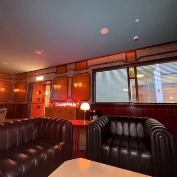 THE METEOR - Updated December 2025 - 105 Photos & 44 Reviews