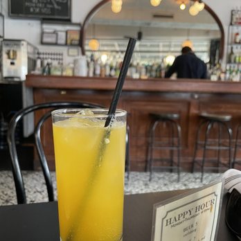 Walter's - New American Near Me - Brooklyn, New York