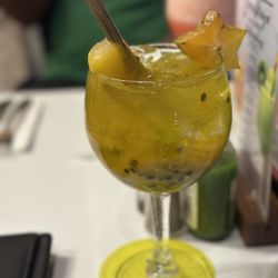 Casa Maya - El Kinich (hierbabuena, maracuya, limon y ron) pretty refreshing