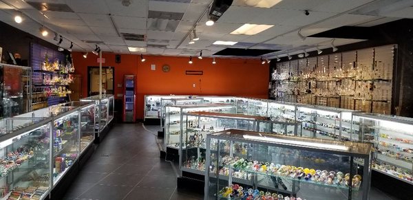 High Tide Smoke Shop Photos