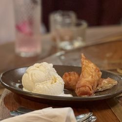 Burma Love - Banana w/ ice cream