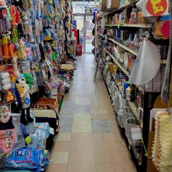 99 Cent-Ral - Interior (04/03/25). #99CentralerseyCity #JerseyCity #Bargains #CheapShopping