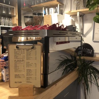 La Finca Coffee - Coffee & Tea Near Me - Granada, GR