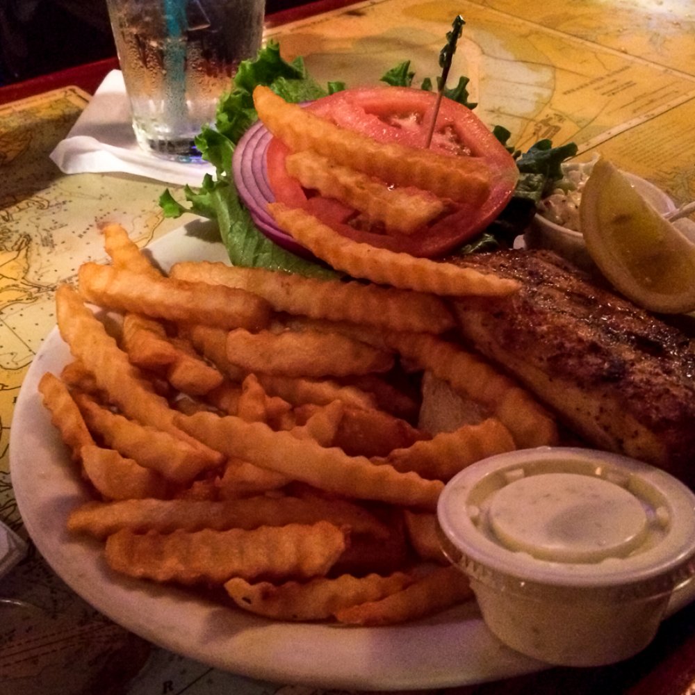 Briny Irish Pub - Mahi Sandwich - American Near Me - Pompano Beach, Florida Briny Irish Pub - Mahi Sandwich - American Near Me - Pompano Beach, Florida