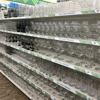 Dollar Tree - $1.25 glassware - Discount Store Near Me - Austin, Texas